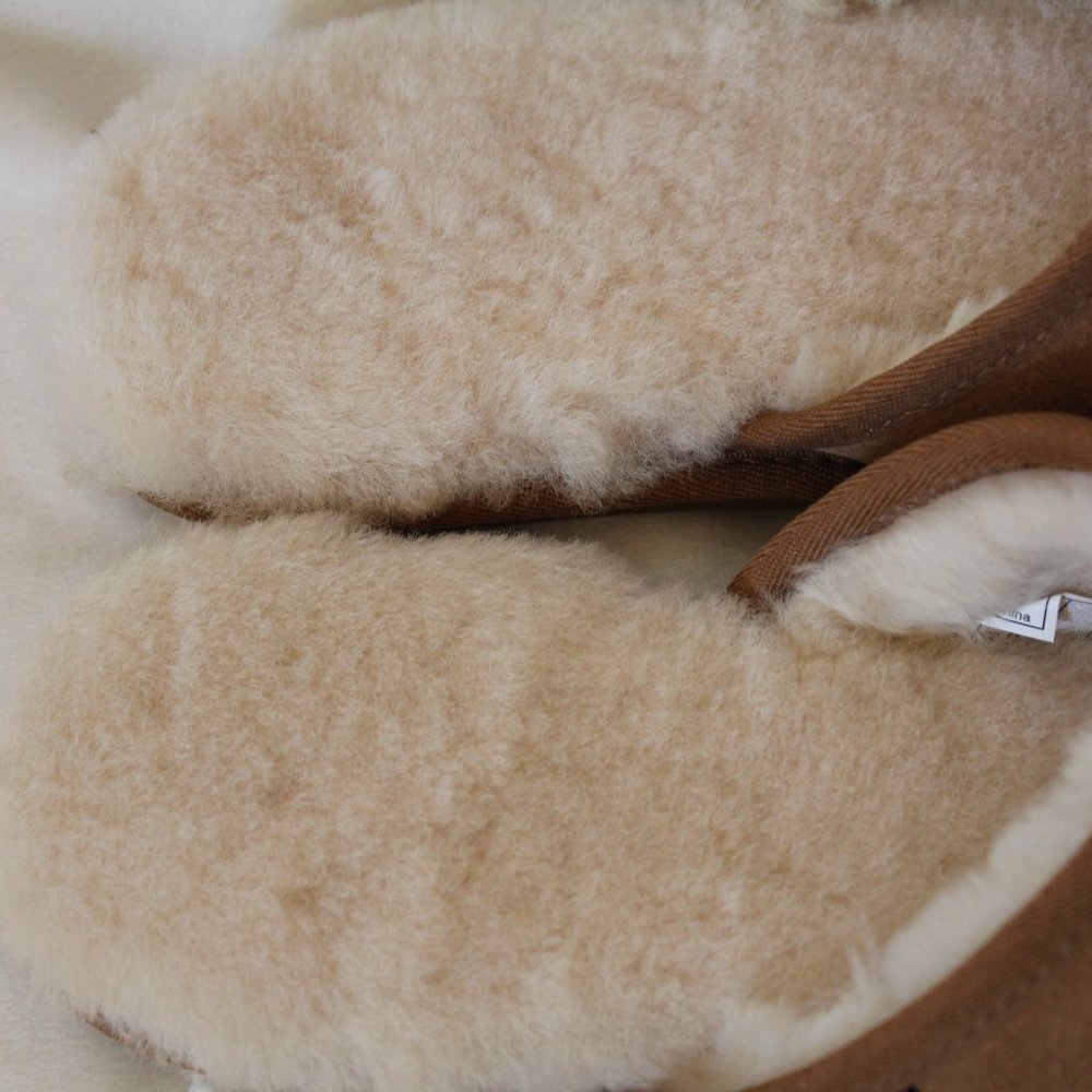 NIB UGG MEN'S SUEDE SHEARLING SCUFF SLIP ON SLIPPERS CHESTNUT - Picture 5 of 9